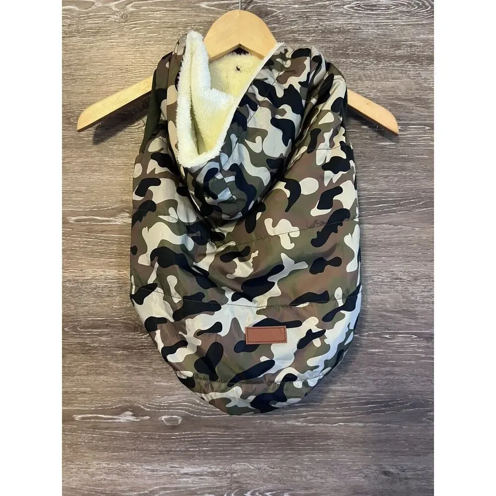 Dog Jacket Faux Fur Lined Soft Hook & Loop Close Winter Army Sz Medium New